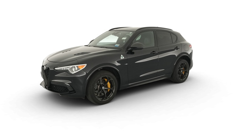 2018 Alfa Romeo Stelvio vehicle photo
