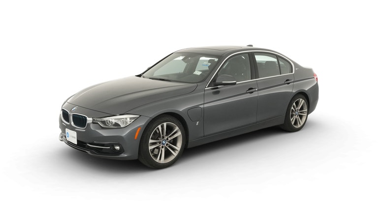 2018 BMW 3 Series vehicle photo