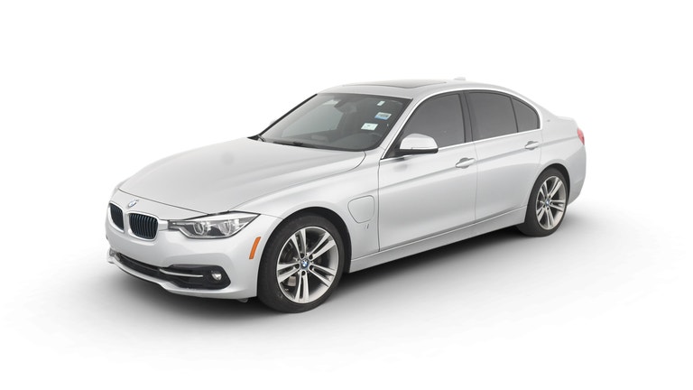 2018 BMW 3 Series vehicle photo