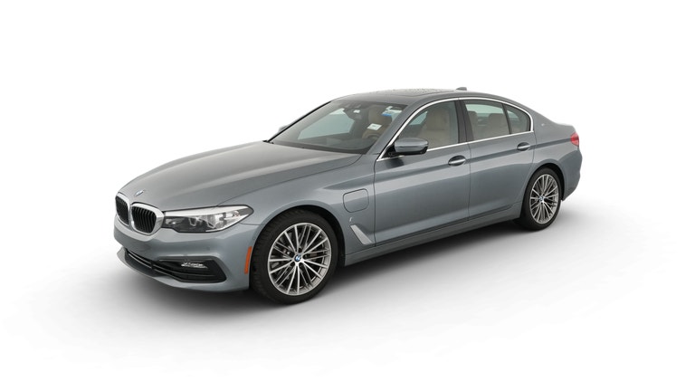 2018 BMW 5 Series vehicle photo
