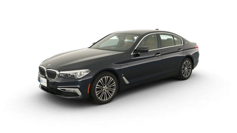 2018 BMW 5 Series vehicle photo
