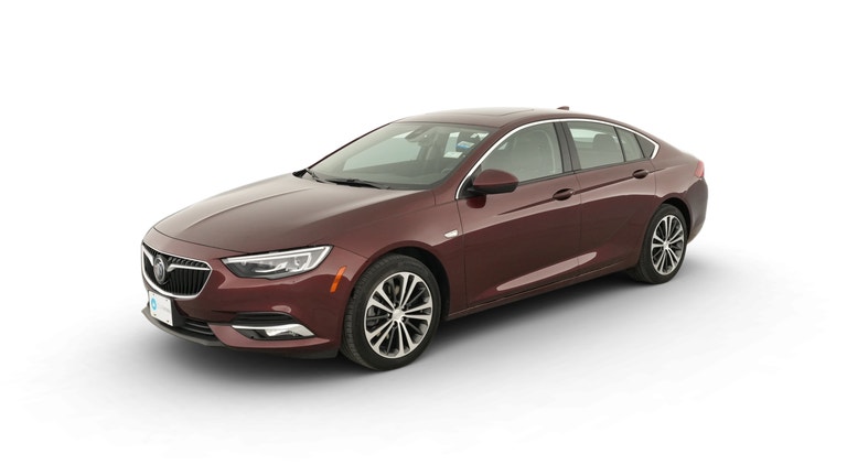 2018 Buick Regal Sportback vehicle photo