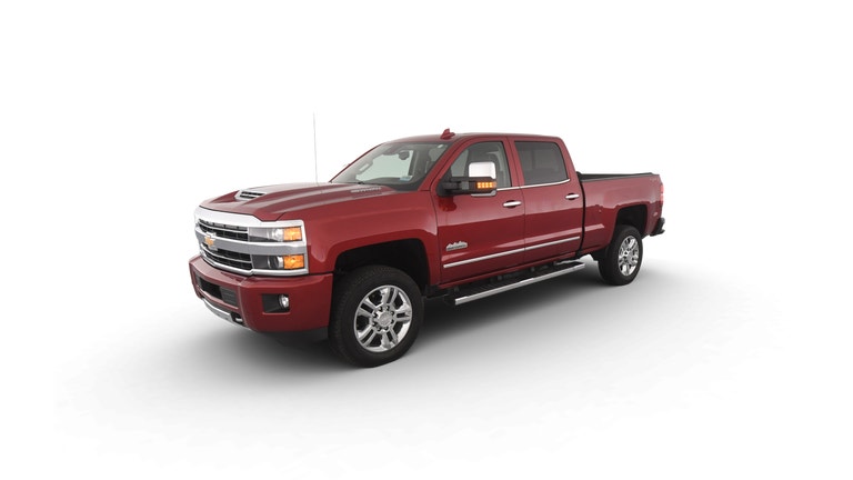 2018 Chevrolet Silverado 2500 HD Crew Cab vehicle photo