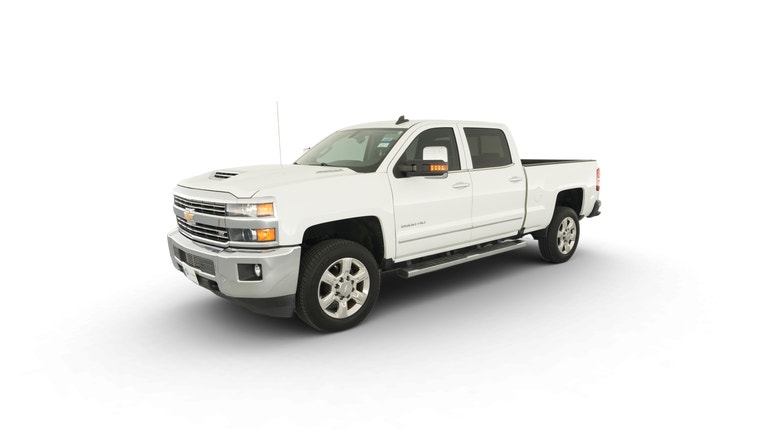 2018 Chevrolet Silverado 2500 HD Crew Cab vehicle photo