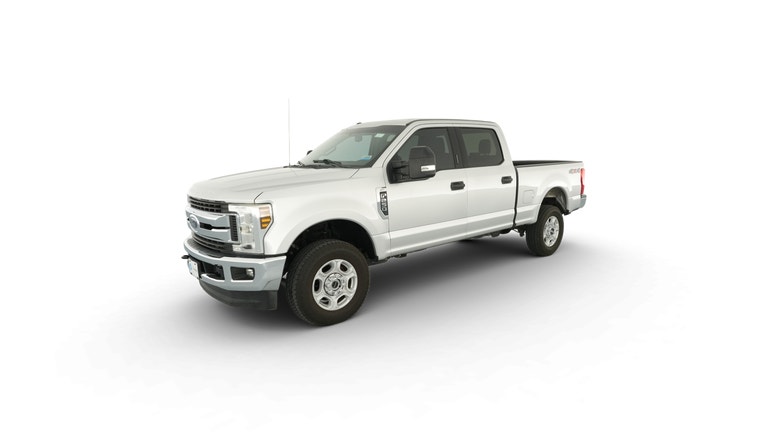 2018 Ford F250 Super Duty Crew Cab vehicle photo