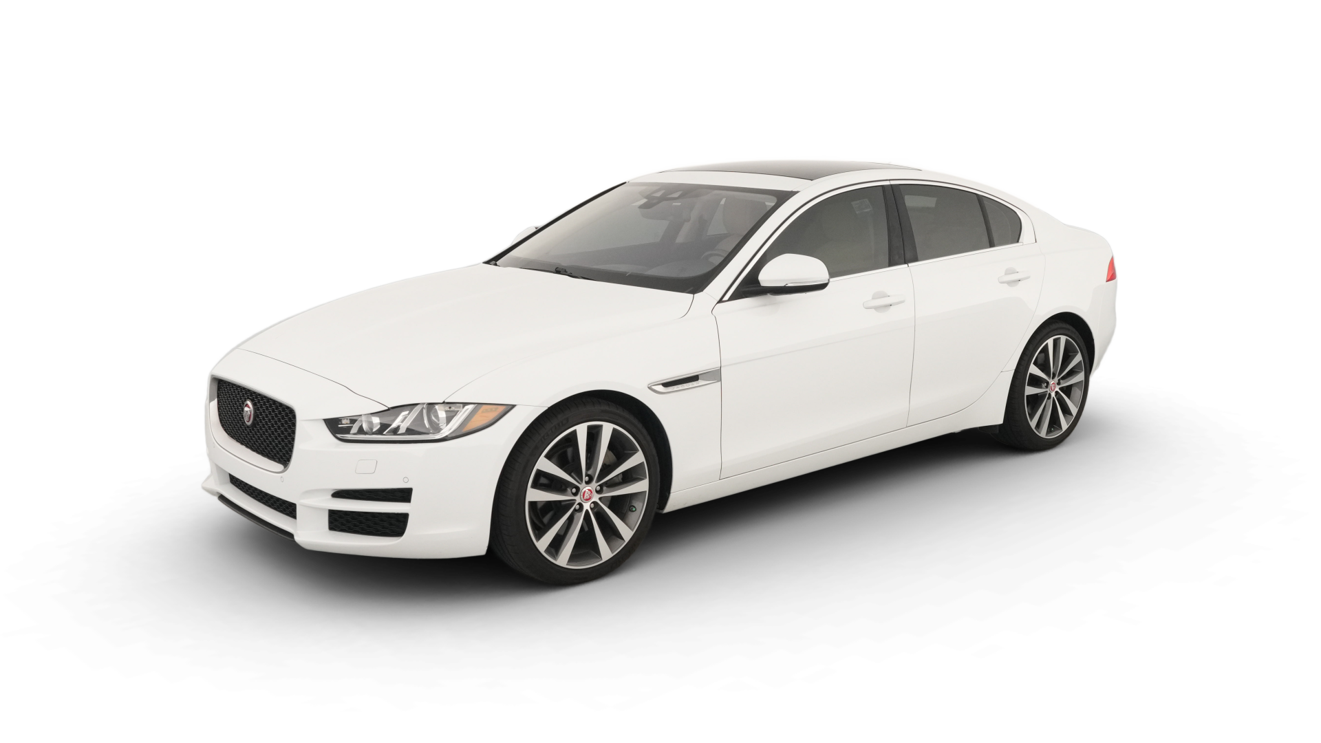 2018 Jaguar XE vehicle photo