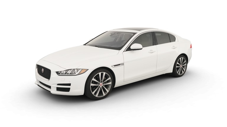 2018 Jaguar XE vehicle photo
