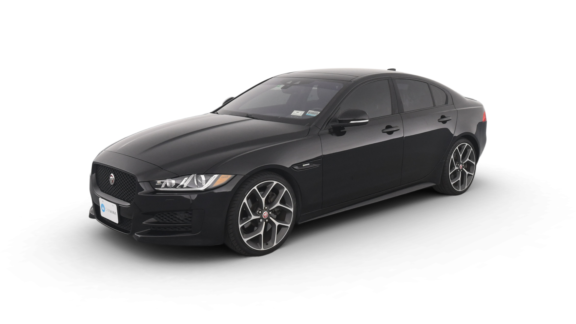 2018 Jaguar XE vehicle photo