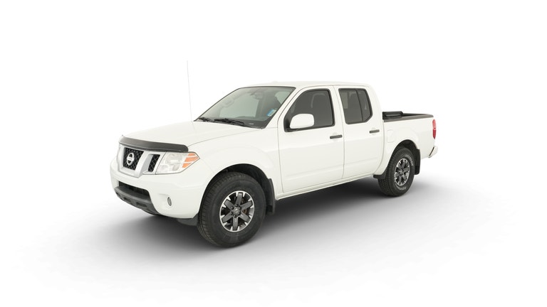 2018 Nissan Frontier Crew Cab vehicle photo