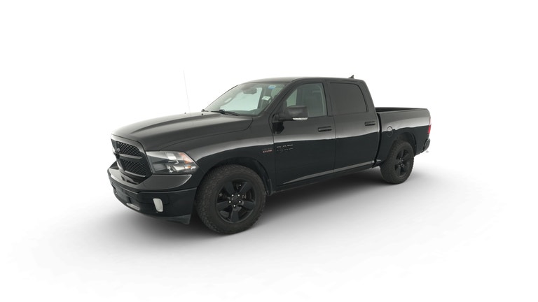2018 Ram 1500 Crew Cab vehicle photo