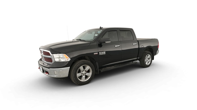 2018 Ram 1500 Crew Cab vehicle photo
