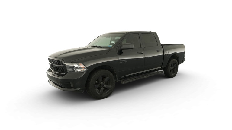 2018 Ram 1500 Crew Cab vehicle photo