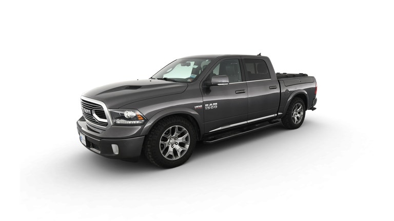 2018 Ram 1500 Crew Cab vehicle photo