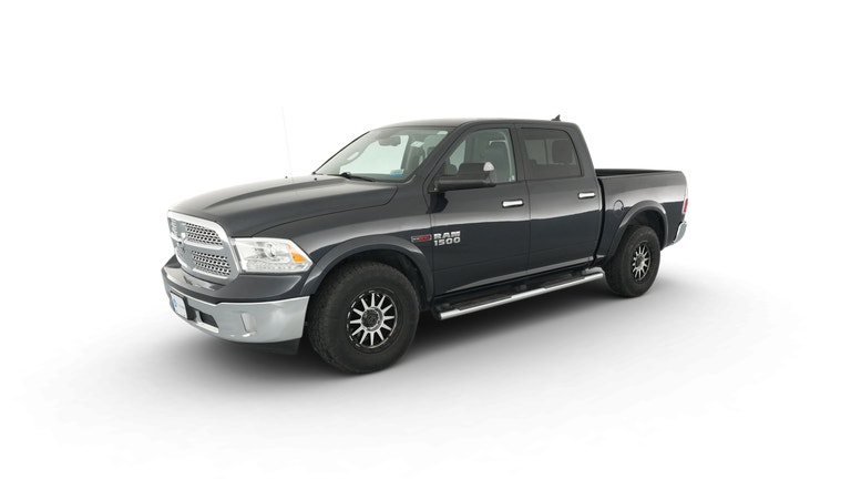 2018 Ram 1500 Crew Cab vehicle photo
