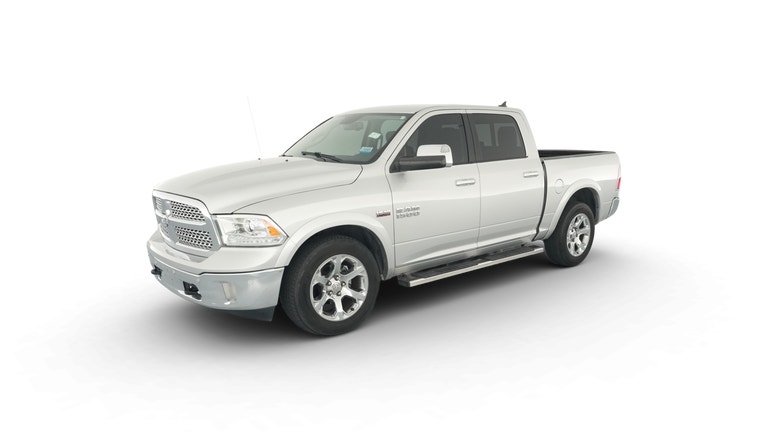 2018 Ram 1500 Crew Cab vehicle photo