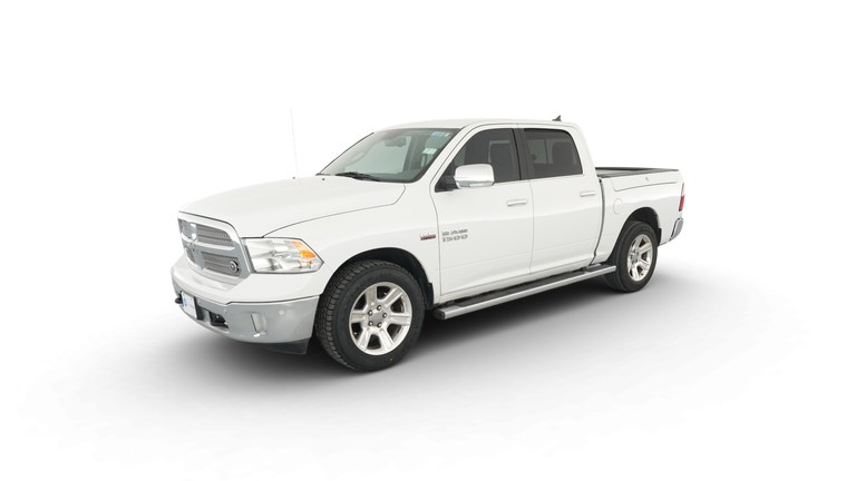 2018 Ram 1500 Crew Cab vehicle photo