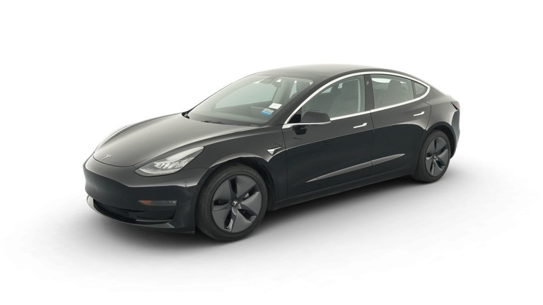 2018 Tesla Model 3 vehicle photo