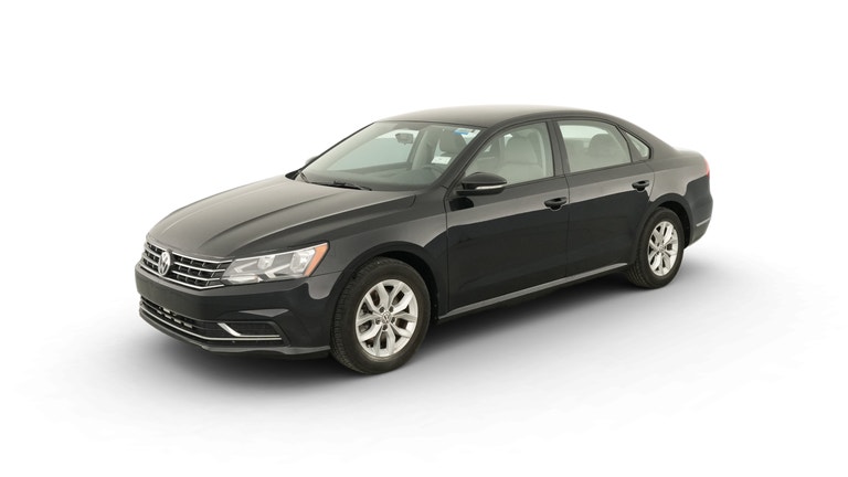 2018 Volkswagen Passat vehicle photo