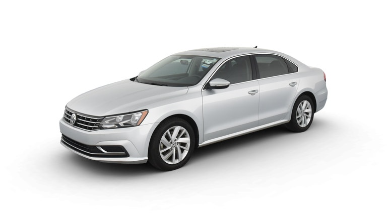 2018 Volkswagen Passat vehicle photo