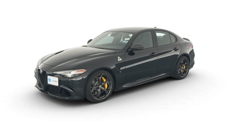 2019 Alfa Romeo Giulia vehicle photo