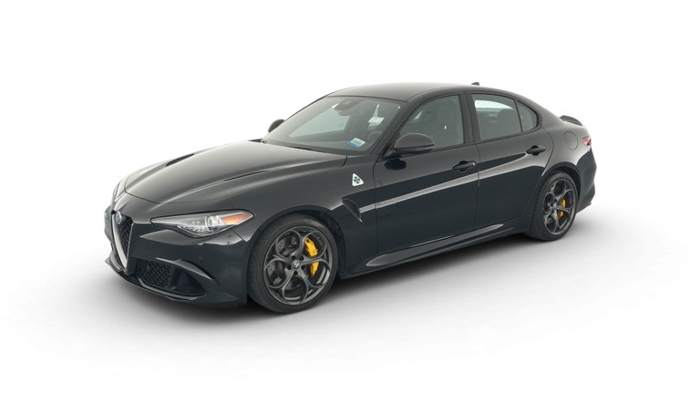 2019 Alfa Romeo Giulia vehicle photo