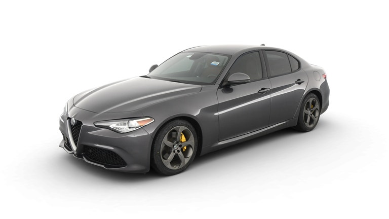 2019 Alfa Romeo Giulia vehicle photo