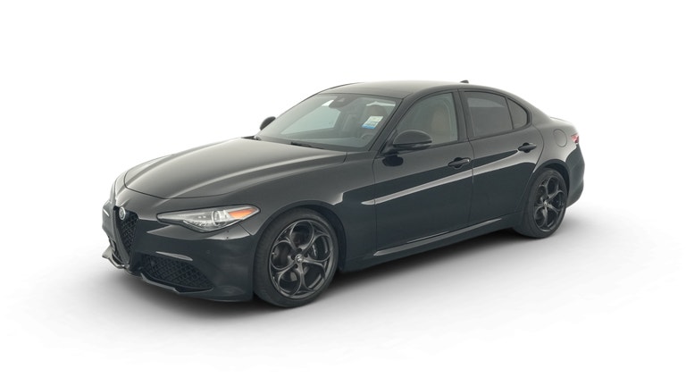 2019 Alfa Romeo Giulia vehicle photo
