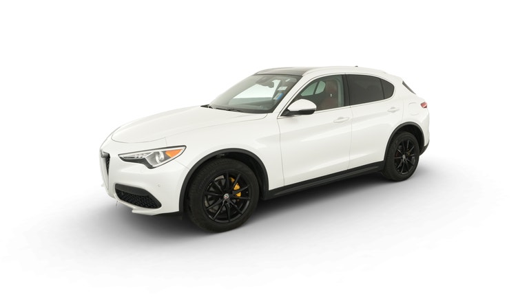 2019 Alfa Romeo Stelvio vehicle photo