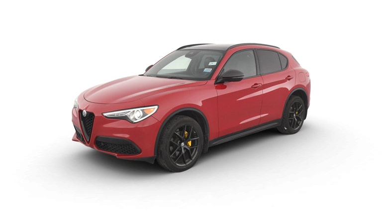 2019 Alfa Romeo Stelvio vehicle photo