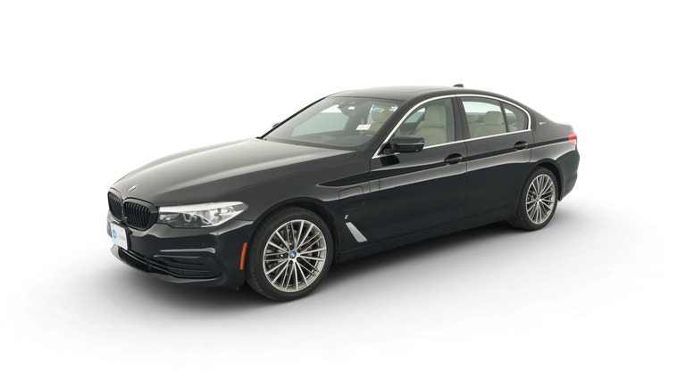 2019 BMW 5 Series vehicle photo