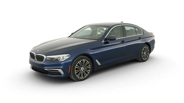 2019 BMW 5 Series vehicle photo
