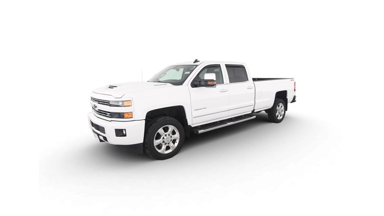 2019 Chevrolet Silverado 2500 HD Crew Cab vehicle photo