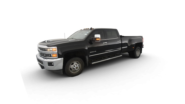 2019 Chevrolet Silverado 3500 HD Crew Cab vehicle photo