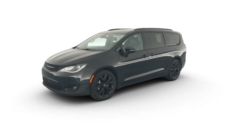 2019 Chrysler Pacifica vehicle photo