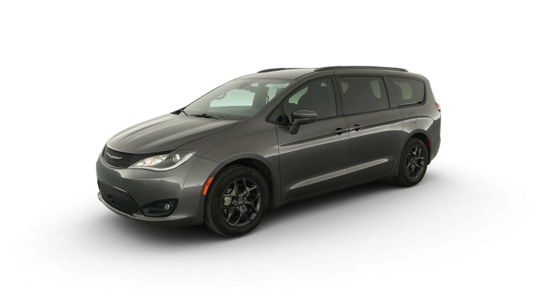 2019 Chrysler Pacifica vehicle photo