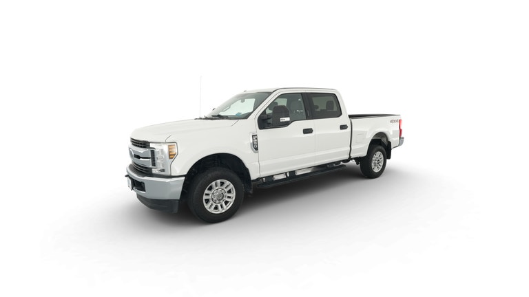 2019 Ford F250 Super Duty Crew Cab vehicle photo