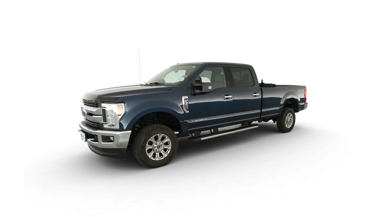 2019 Ford F350 Super Duty Crew Cab vehicle photo