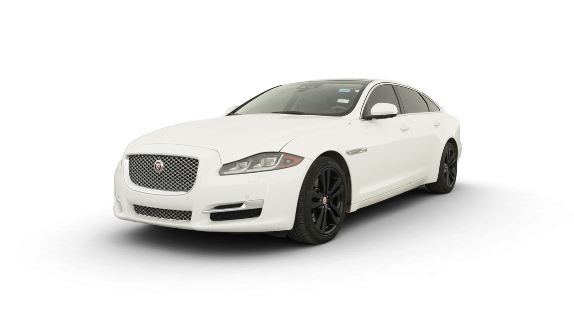 Jaguar XJ Luxury Features