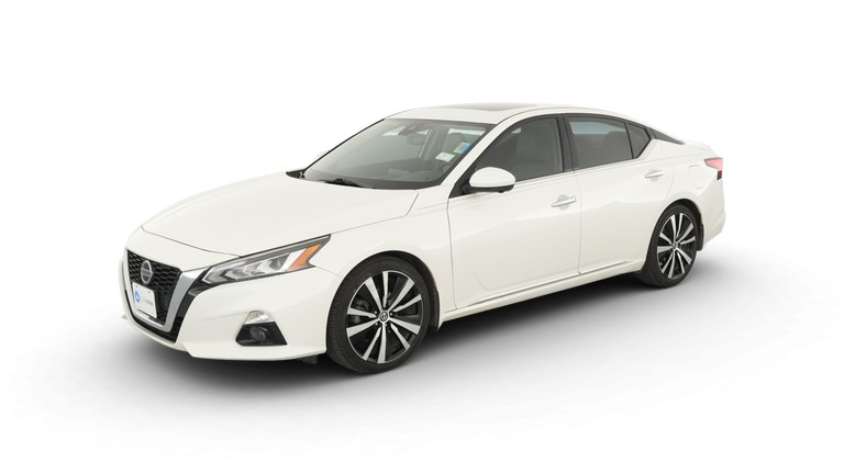 2019 Nissan Altima vehicle photo