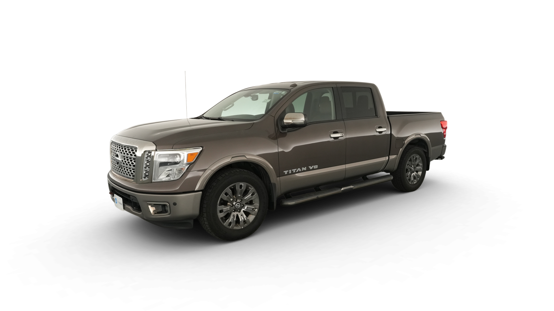 2019 Nissan Titan Crew Cab vehicle photo