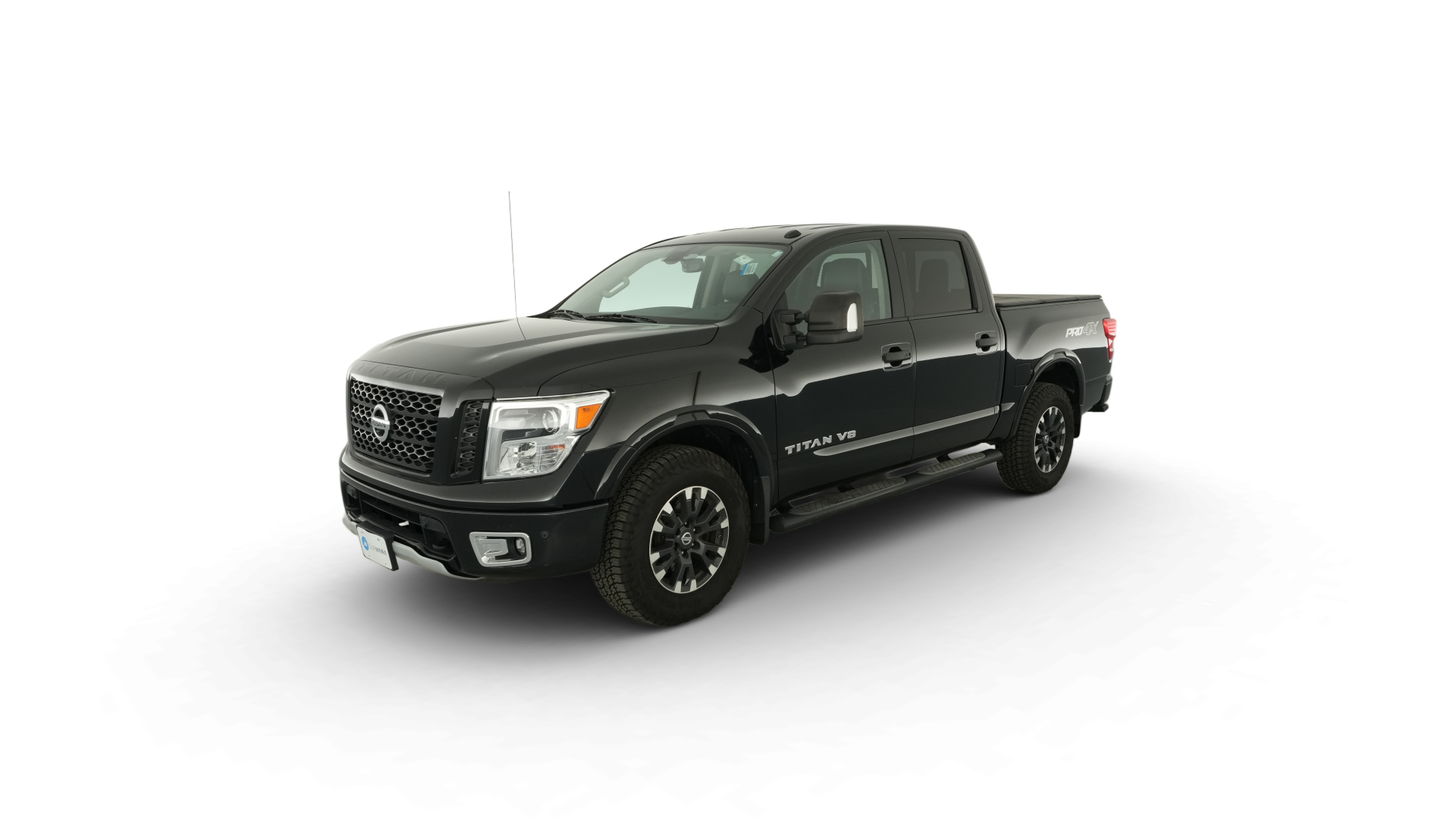 2019 Nissan Titan Crew Cab vehicle photo