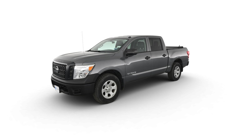 2019 Nissan Titan Crew Cab vehicle photo
