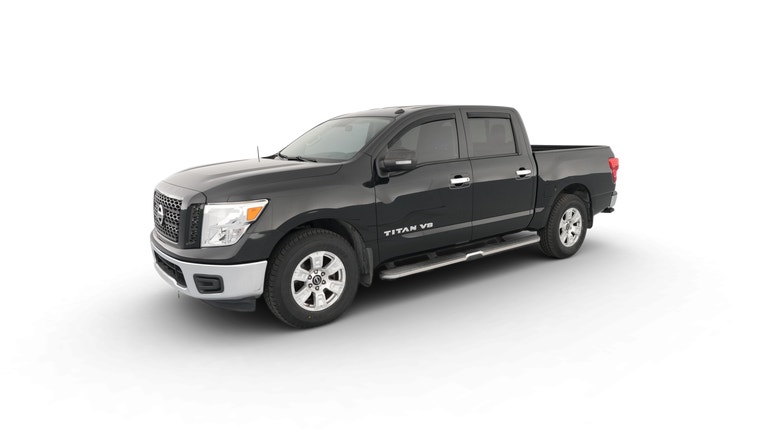 2019 Nissan Titan Crew Cab vehicle photo