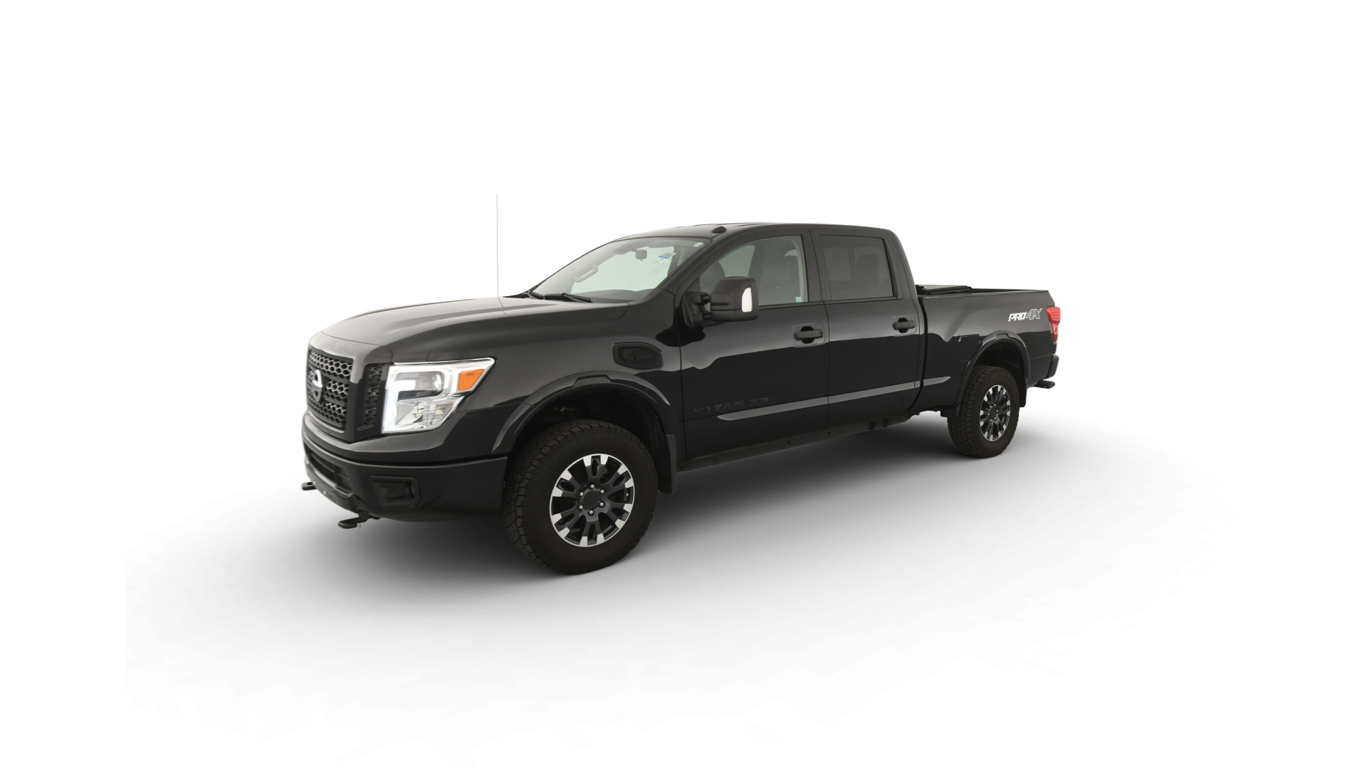 2019 Nissan TITAN XD Crew Cab vehicle photo