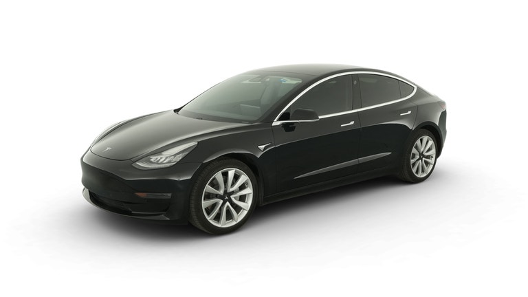 2019 Tesla Model 3 vehicle photo