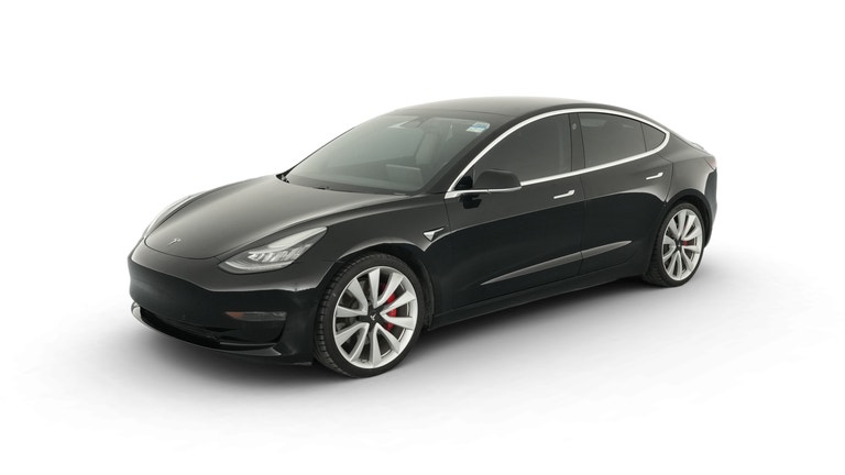 2019 Tesla Model 3 vehicle photo