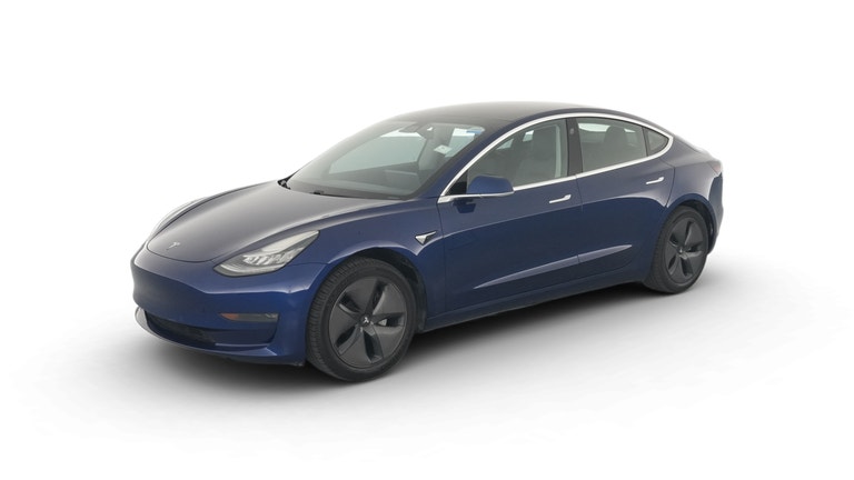 2019 Tesla Model 3 vehicle photo