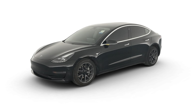 2019 Tesla Model 3 vehicle photo