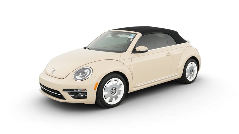 2019 Volkswagen Beetle vehicle photo