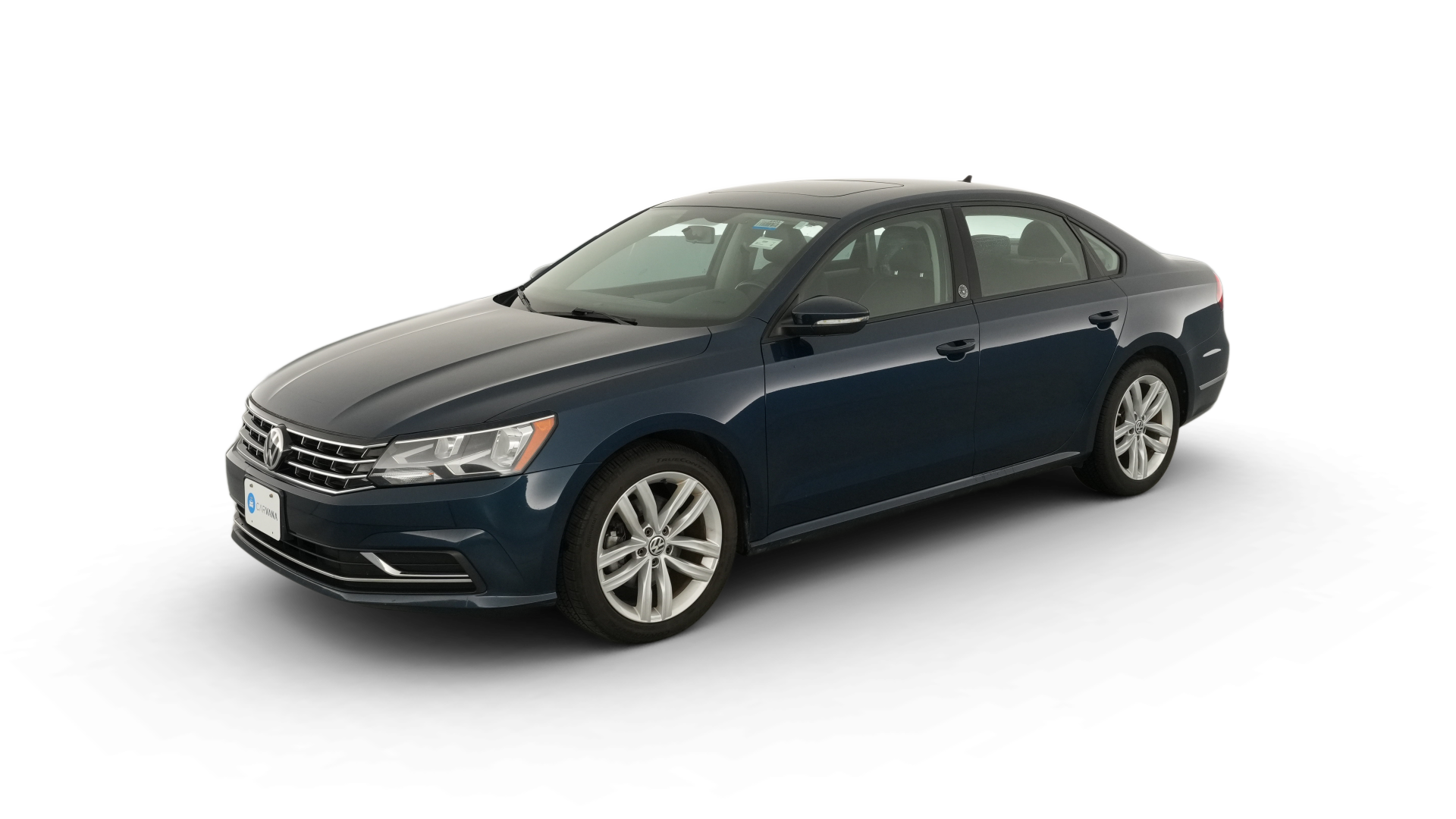 2019 Volkswagen Passat vehicle photo